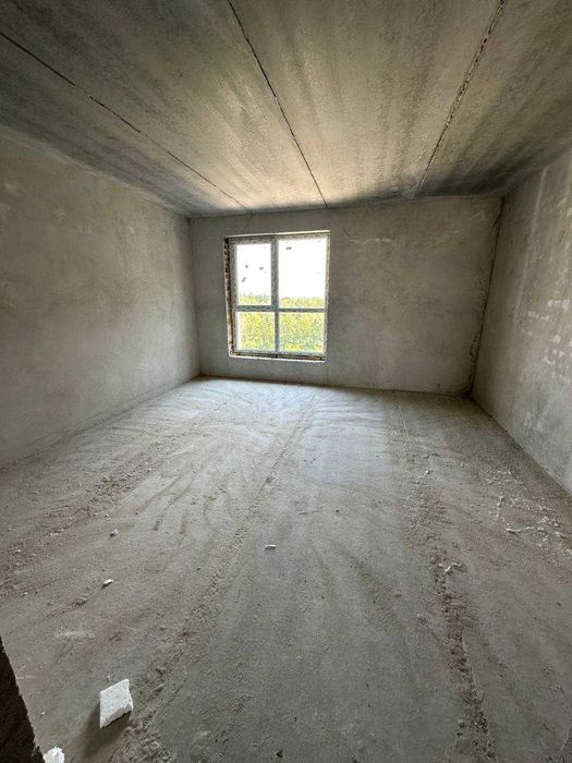 Продаж  3 кімнатної квартири на Бамі