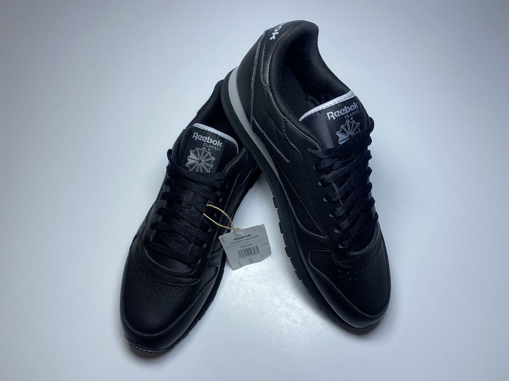 ОРИГІНАЛ 100% Кросівки REEBOK CLASSIC Leather GW3330 (45.5-30см)
