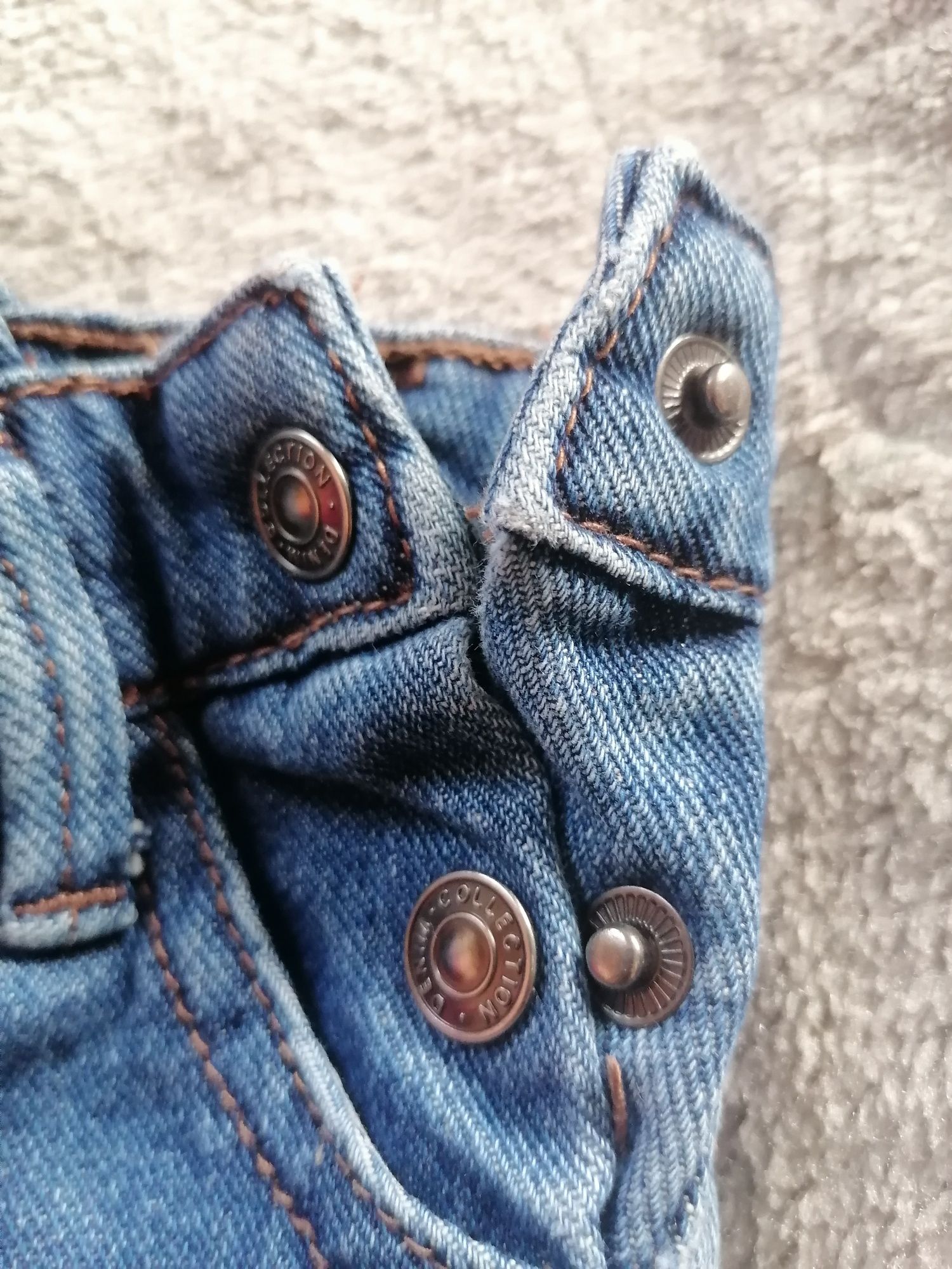 Jeansowe dziewczęce spodenki ogrodniczki jeans 80 Reserved