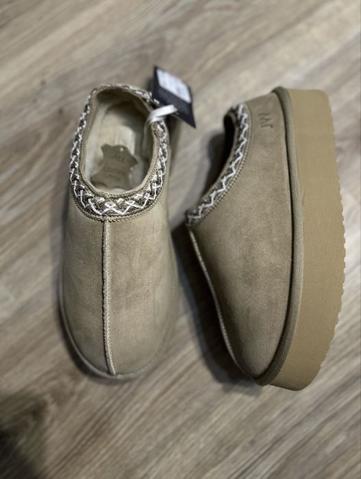 Жіночі Уггі jack wills