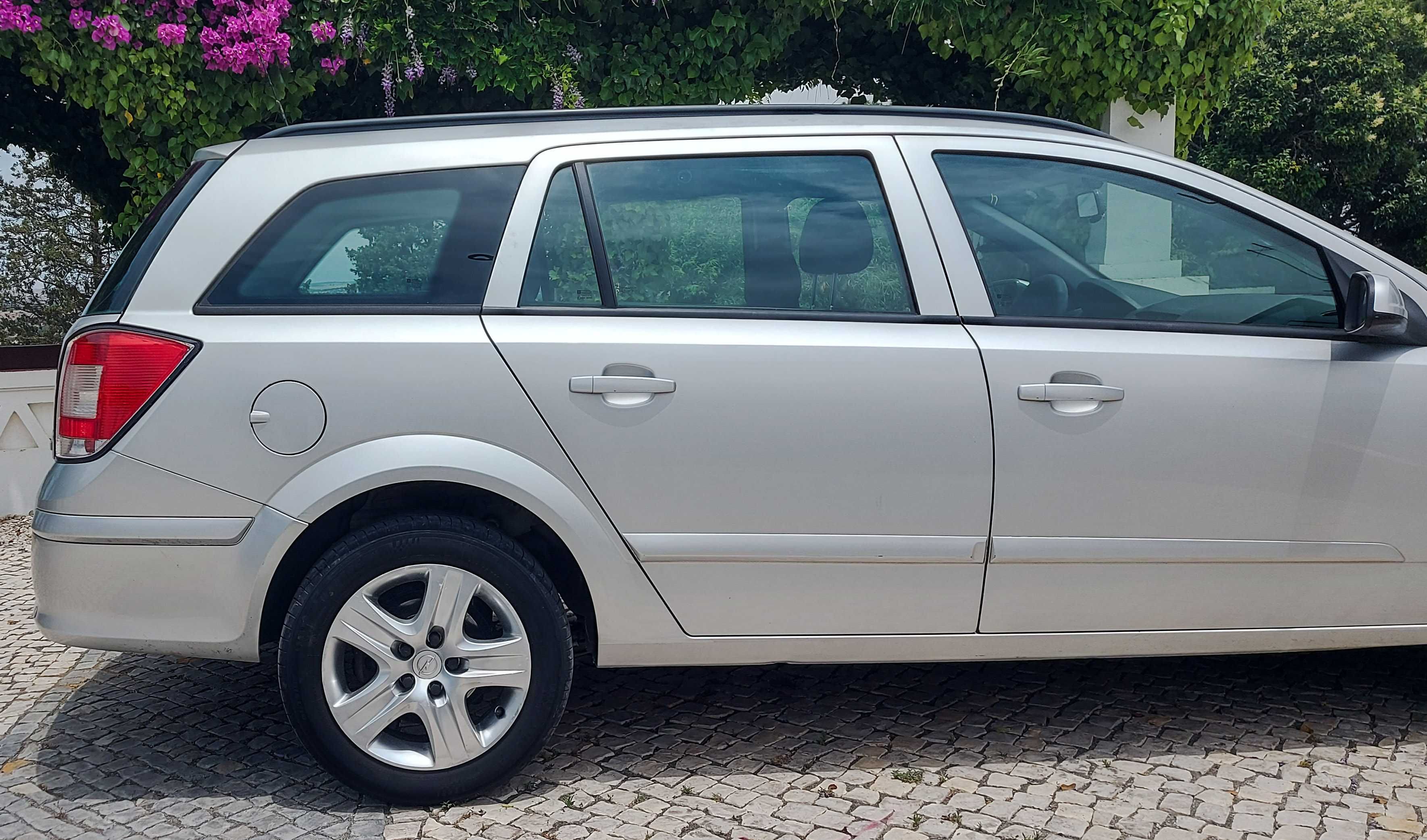 Carrinha Opel Astra Familiar gasóleo