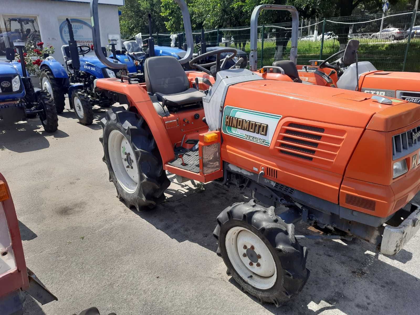 Міні трактор Хinomoto NХ220