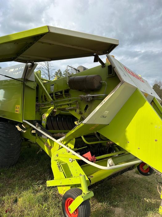 Prasa CLAAS QUADRANT 2200 Prasa duża kostka