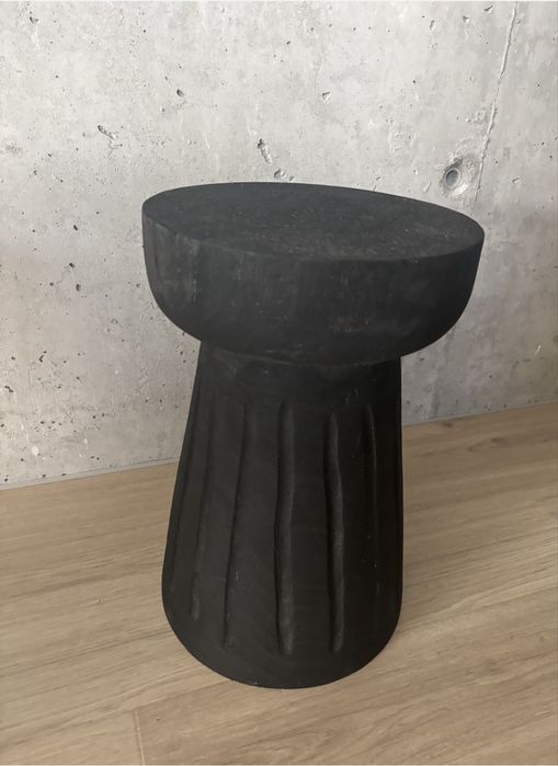 Stolik pomocniczy drewniany czarny loft