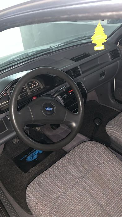 Carro e excelente estado