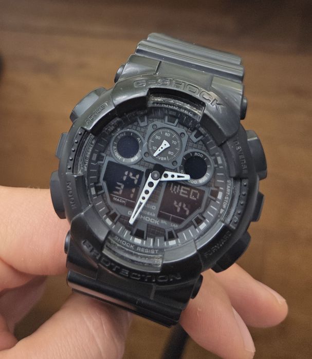 Casio g-shock ga-100