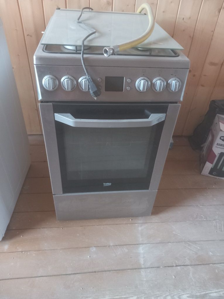 Sprzedam kuchenkę Beko