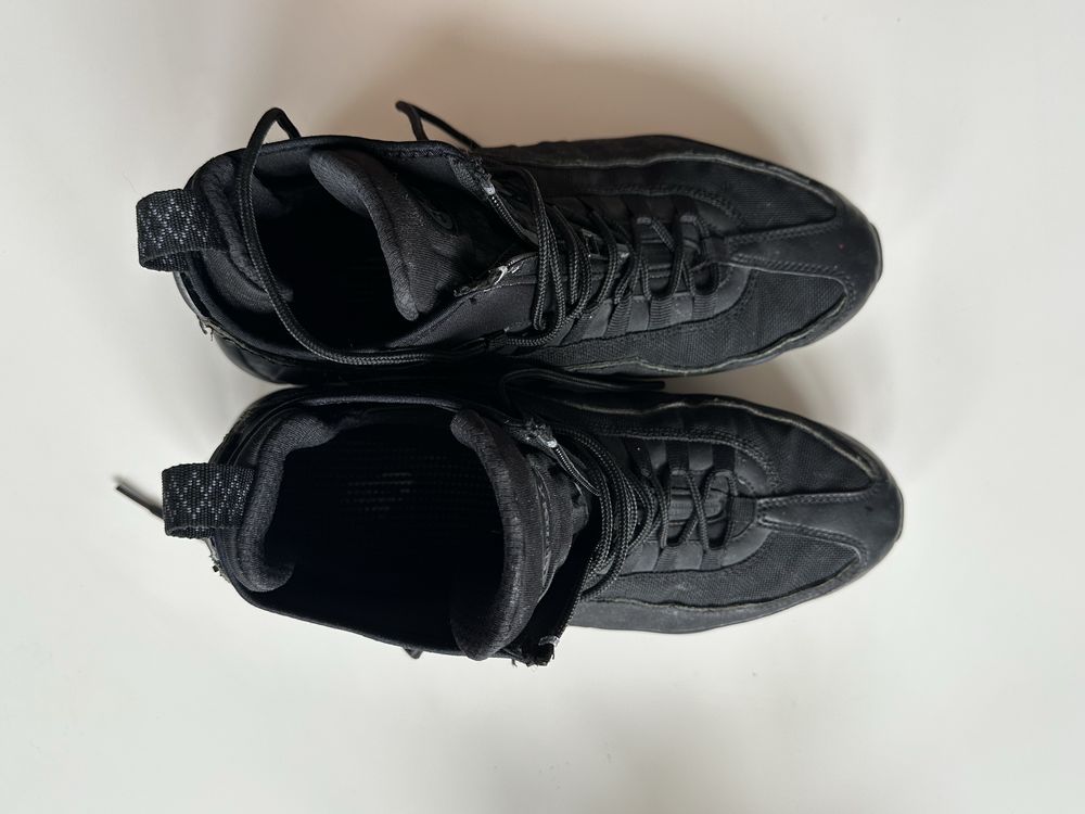 Nike Air Max Plus Tuned 1 Triple Black