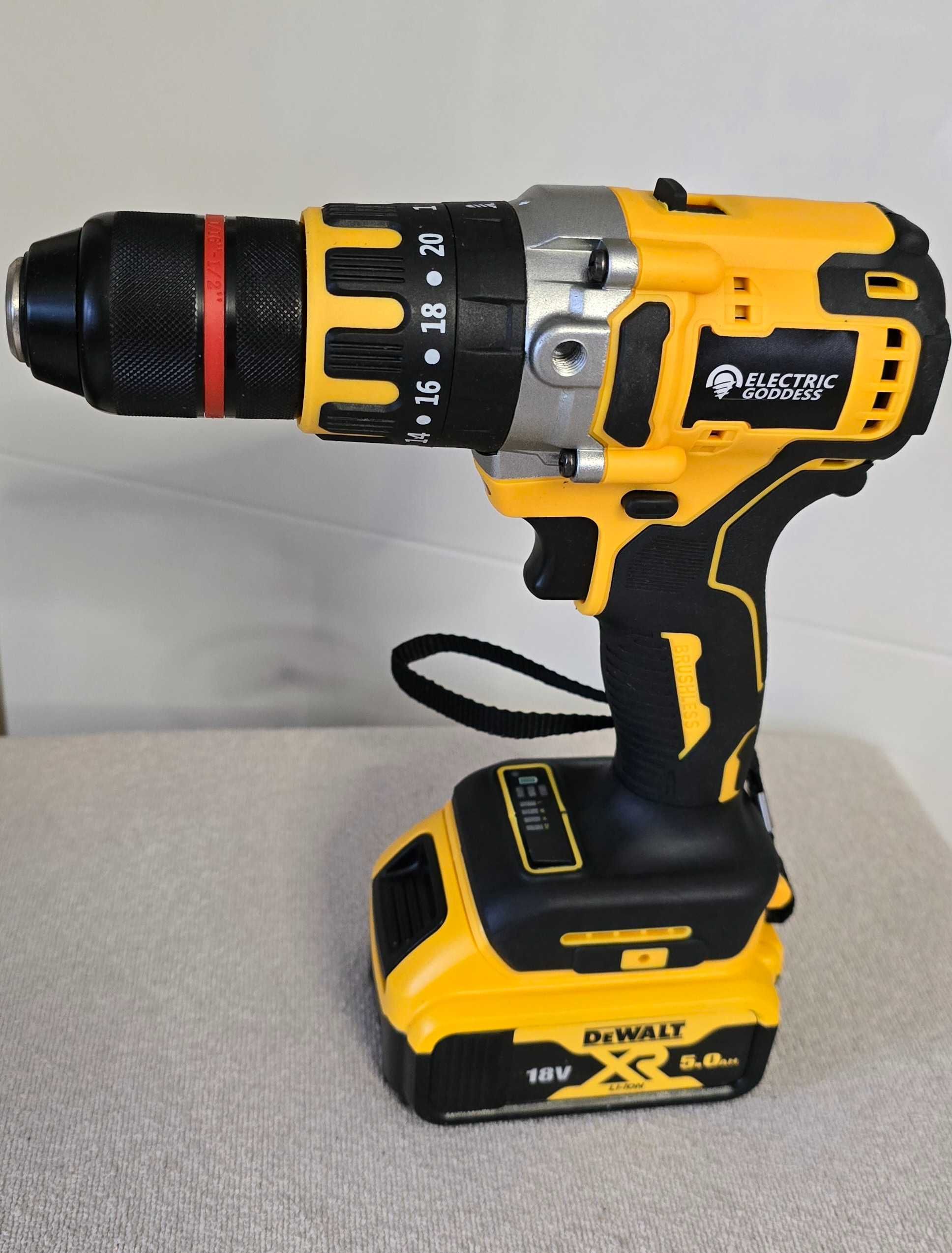Wkrętarka akumulatorowa do baterii DEWALT