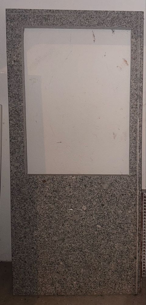 Pedra granito com abertura