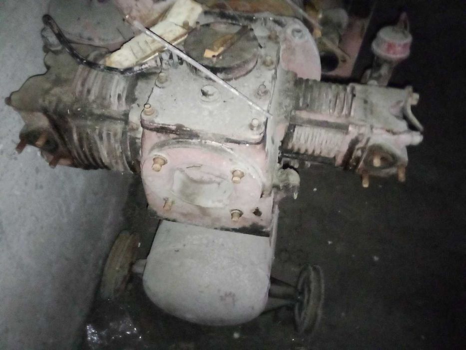 Продам компресор