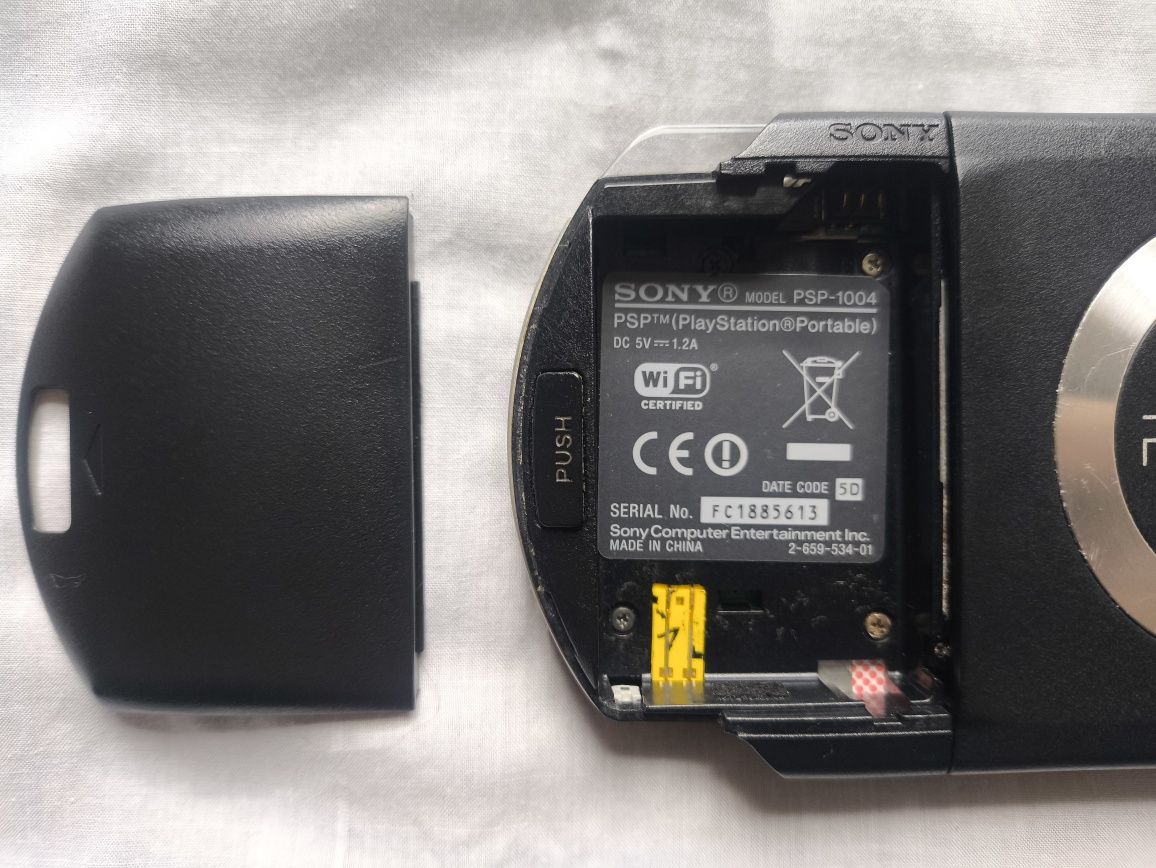 PlayStation Portable 1000 (PSP)