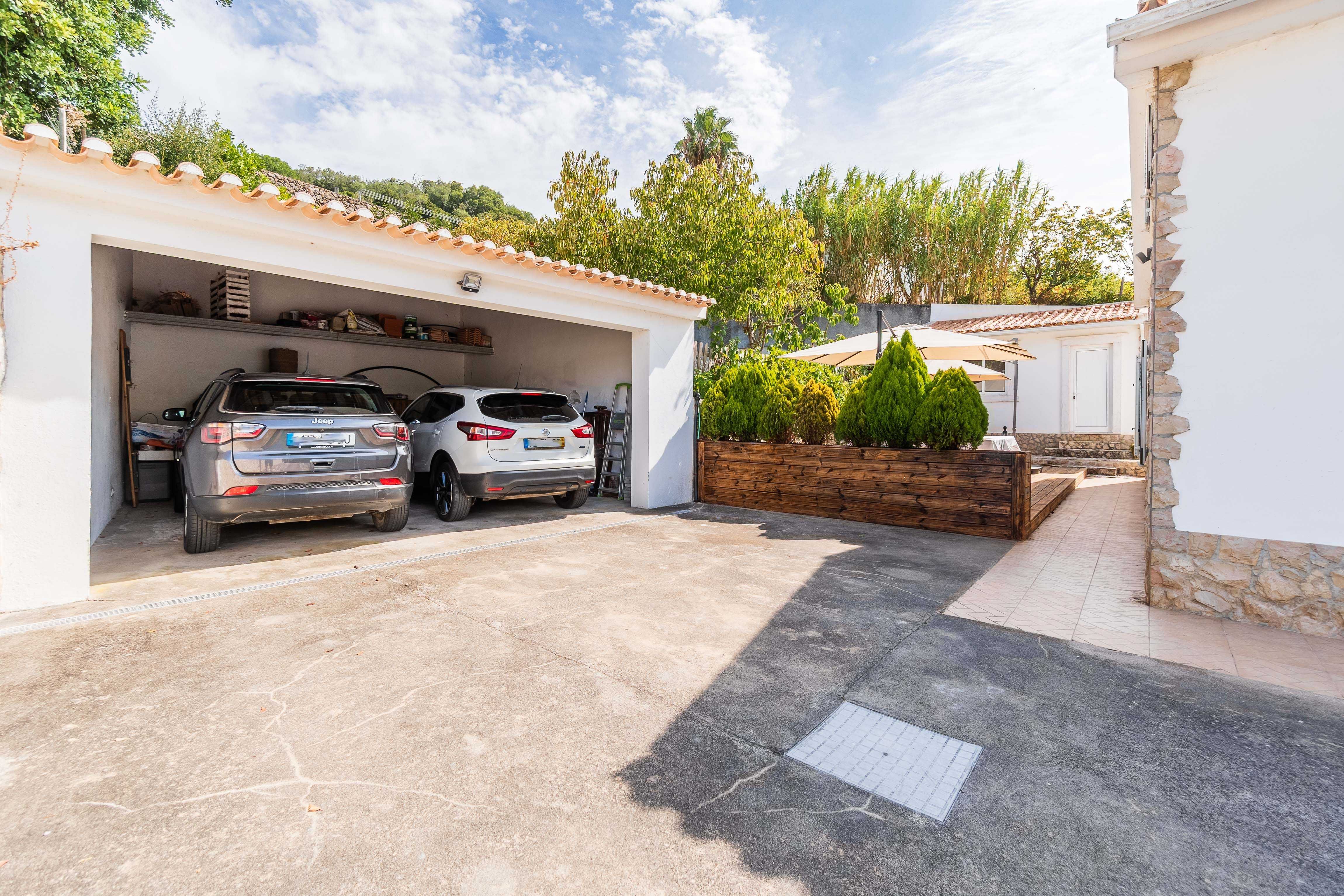 Espetacular Vivenda T3, Remodelada, piscina, garagem e pequeno pomar!