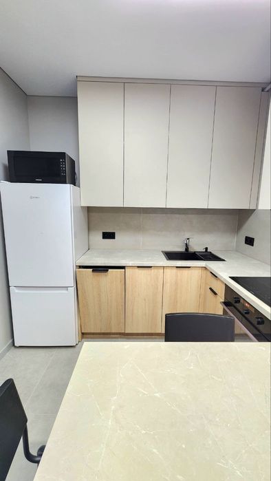 Подобова оренда 2кім. в центрі