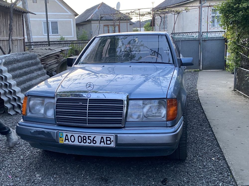 Mercedes-benz 124