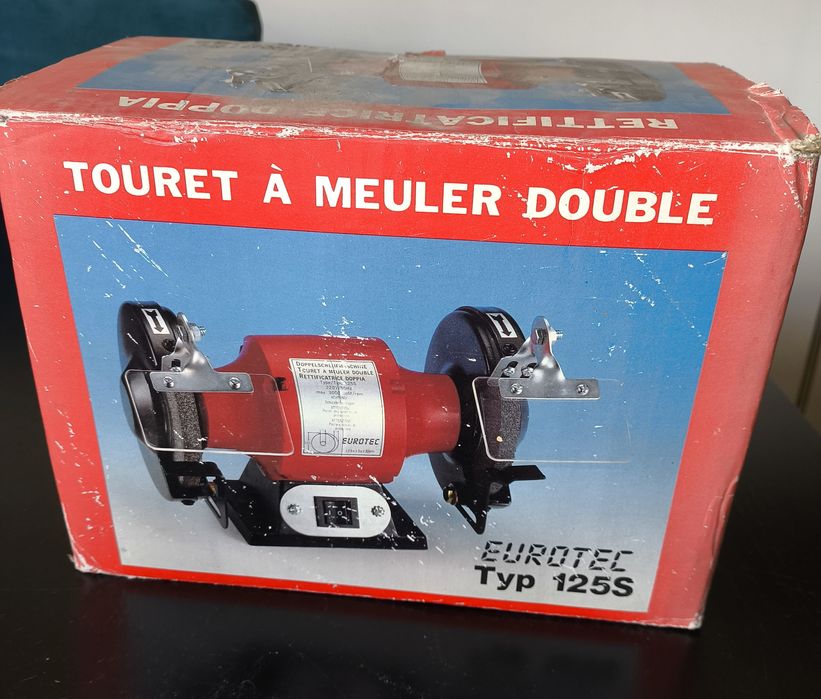 Rebarbadeira rebarbadora esmerilhadeira esmeriladora