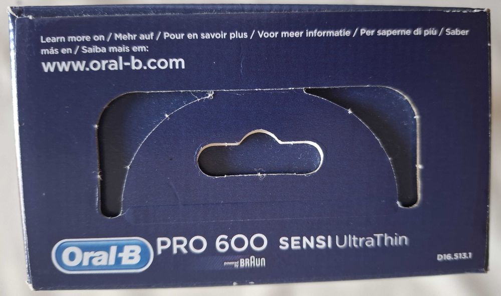 Escova de dentes elétrica nova Oral-B Pro 600 - SALDO