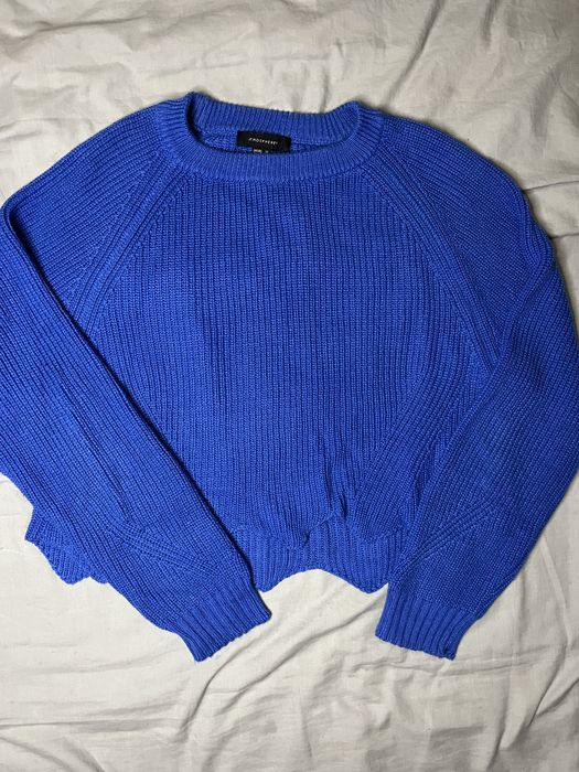Светр жіночий синього кольру