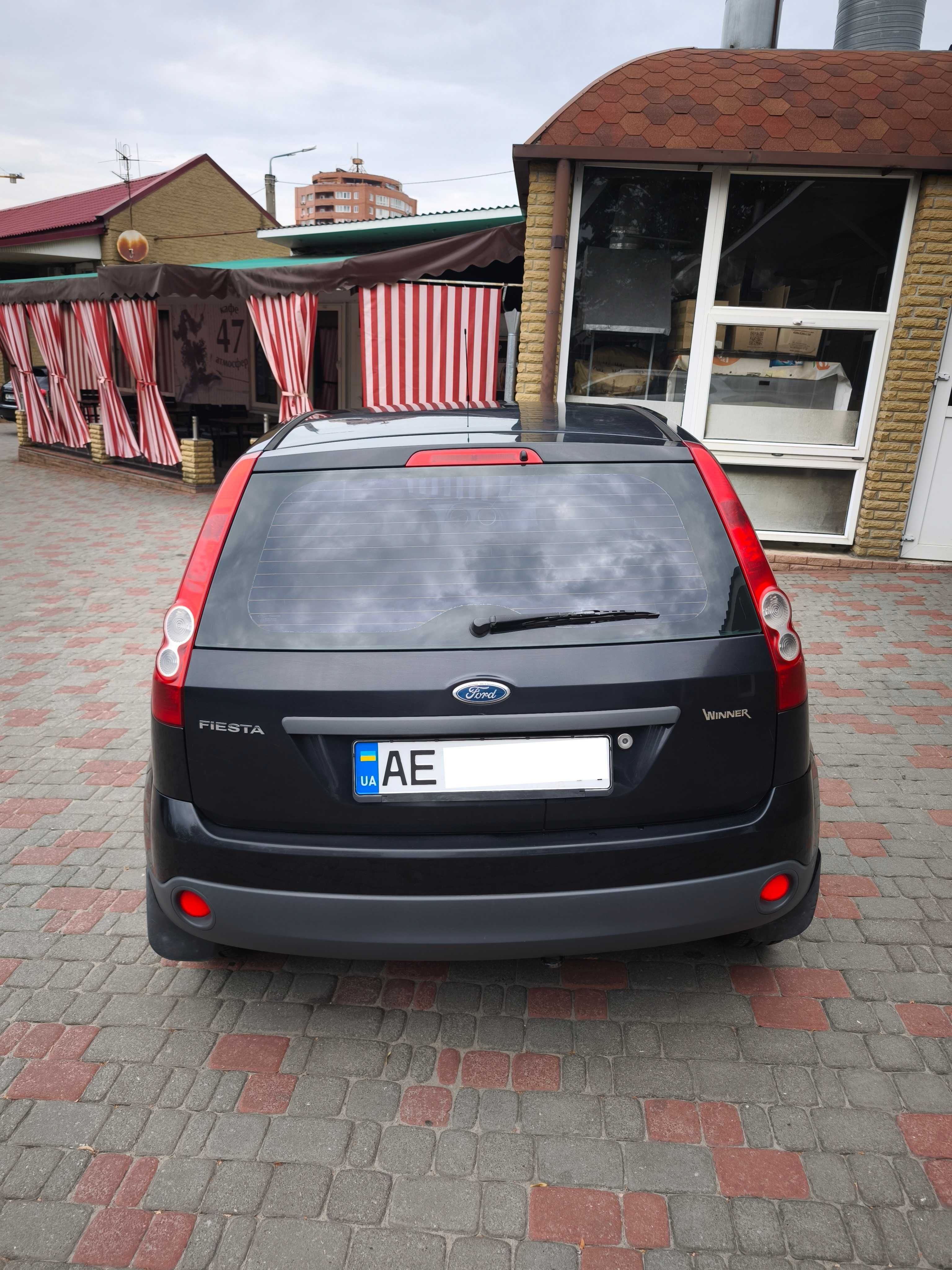 Продаю своє авто Ford fiesta 2006