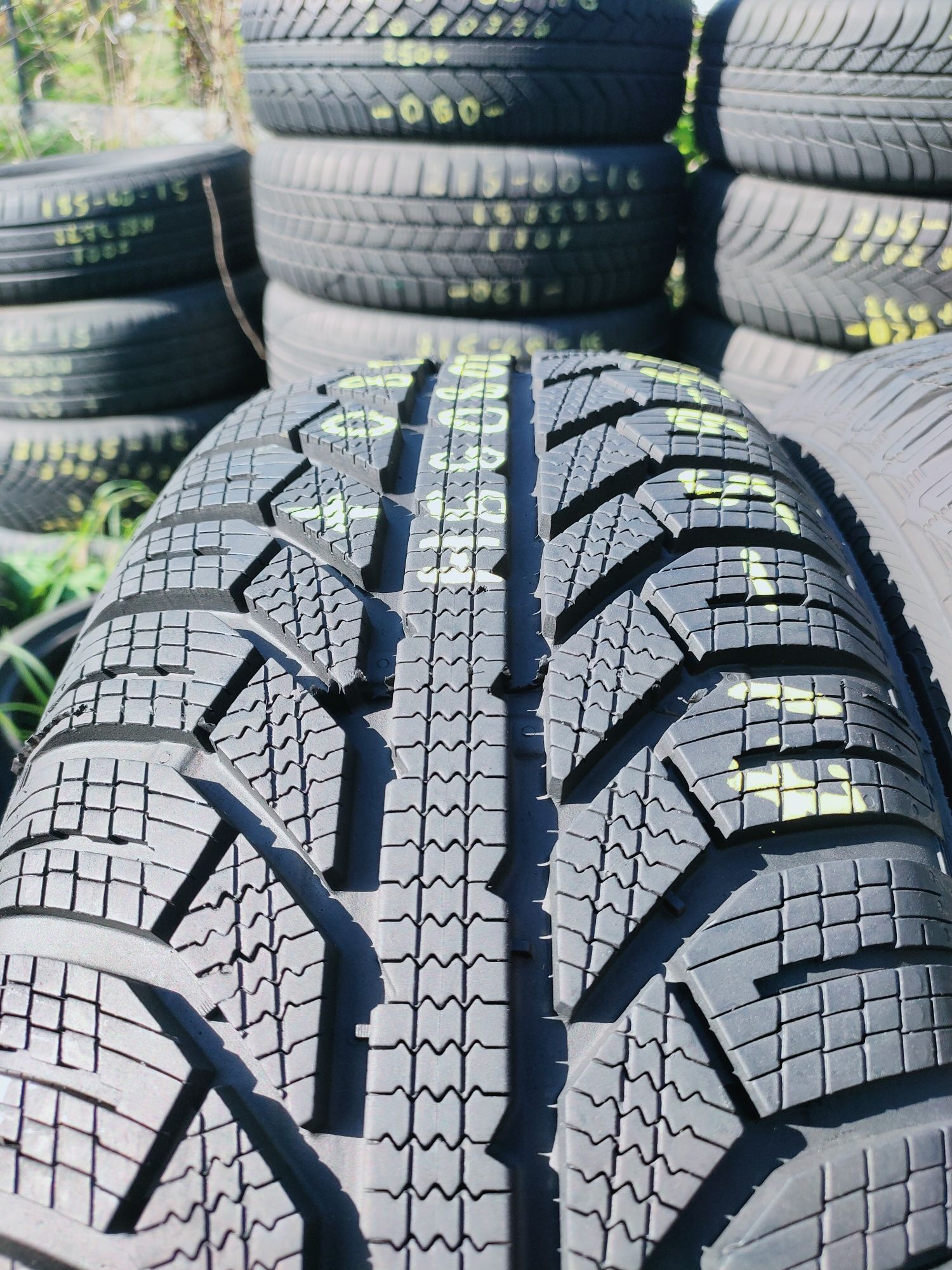 215/65R17 Semperit Master-Grip 2 2019r 8mm