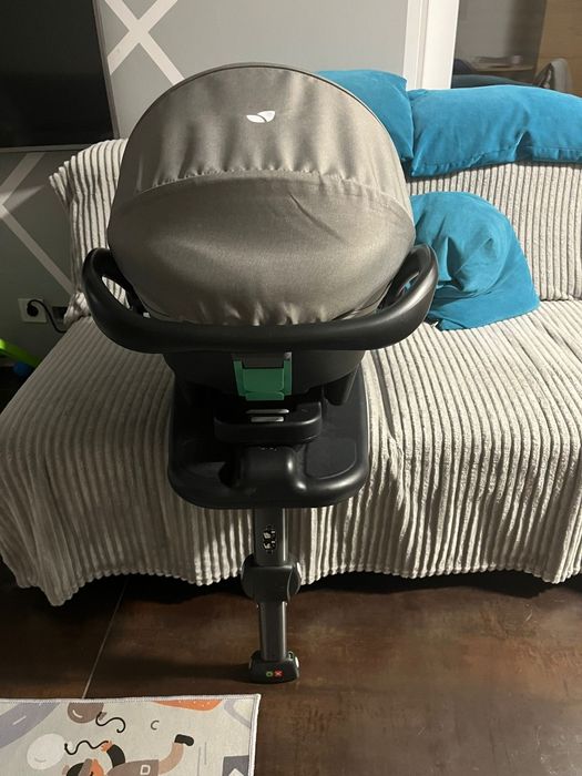 Nosidełko z bazą isofix JOIE