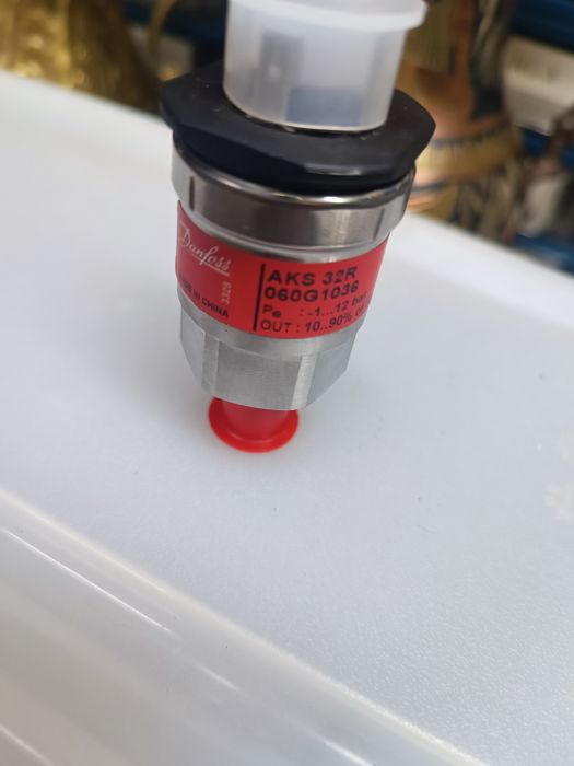 Transmitor pressão