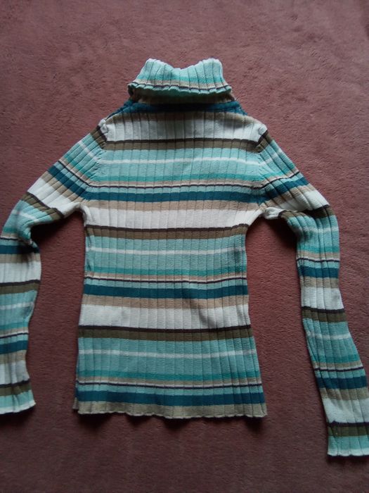 Golfik dziewczęcy r 110 c&a