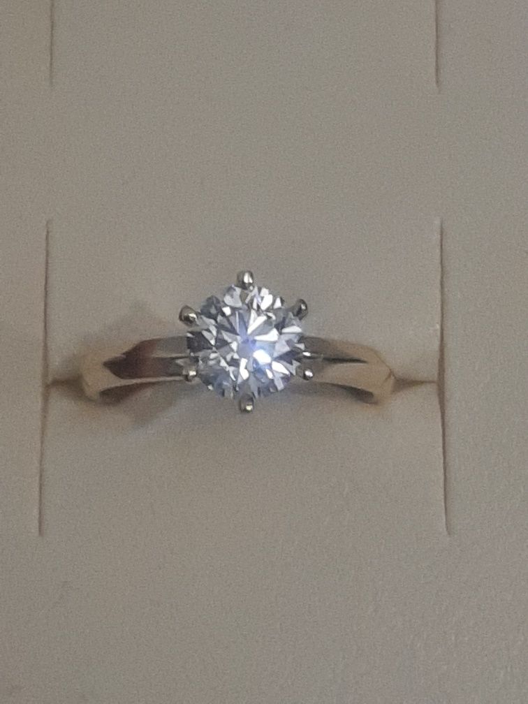 Золотое кольцо 1.16 ct бриллиант , сертификат.