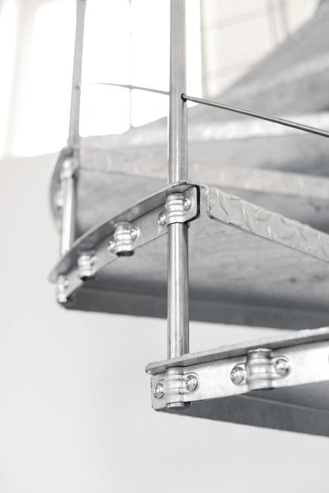 Schody spiralne, zewnętrzne SPINO ZINK Smart/ fi 180 cm