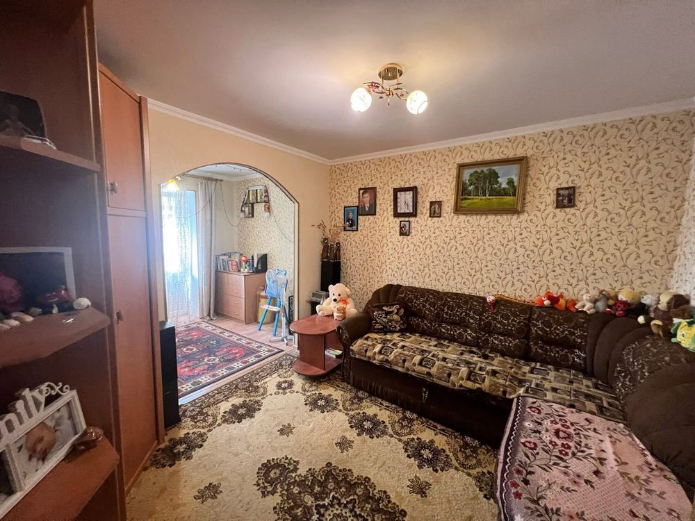 Продаж 1- кім Металістів
