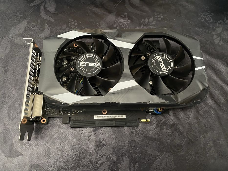 Gráfica Asus GeForce GTX 1650 Dual V2 4GB