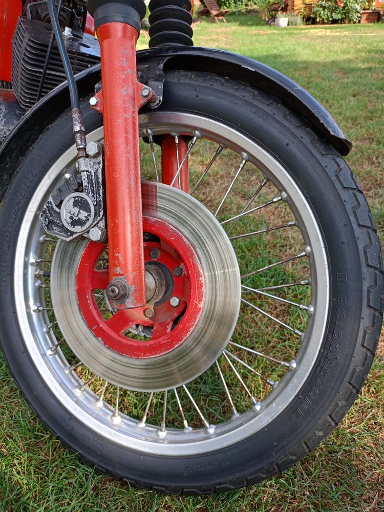 Motocykl Mz etz 151 z roku 1990