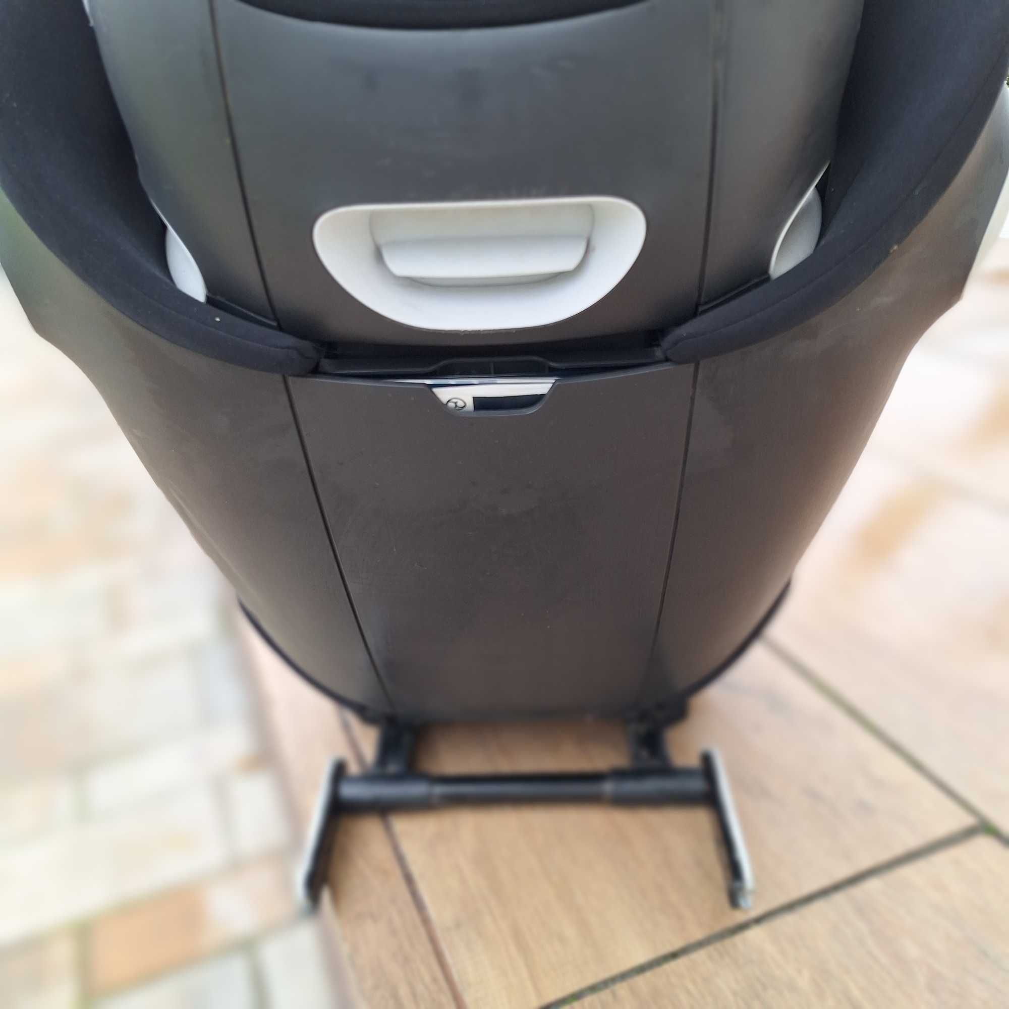 sprzedam fotelik samochodowy Cybex