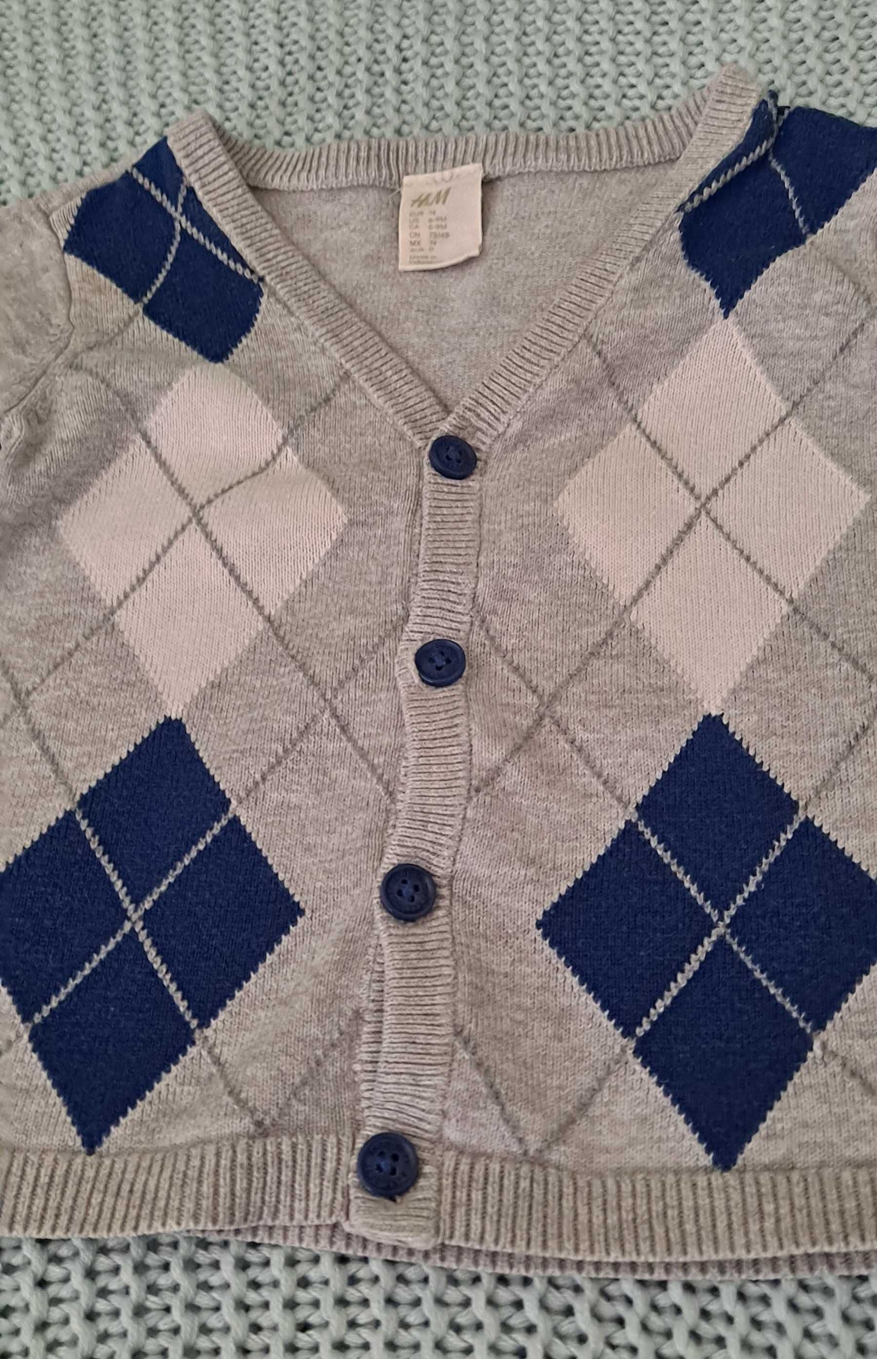 Elegancki, zapinany sweterek H&M rozmiar 74