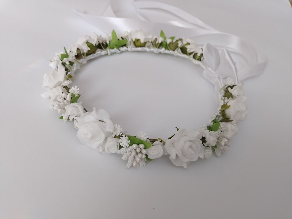 Wianek komunijny kwiatowy biały