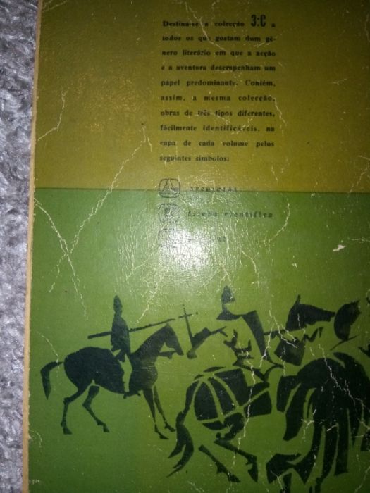 Livro antigo a grande cruzada -poul anderson