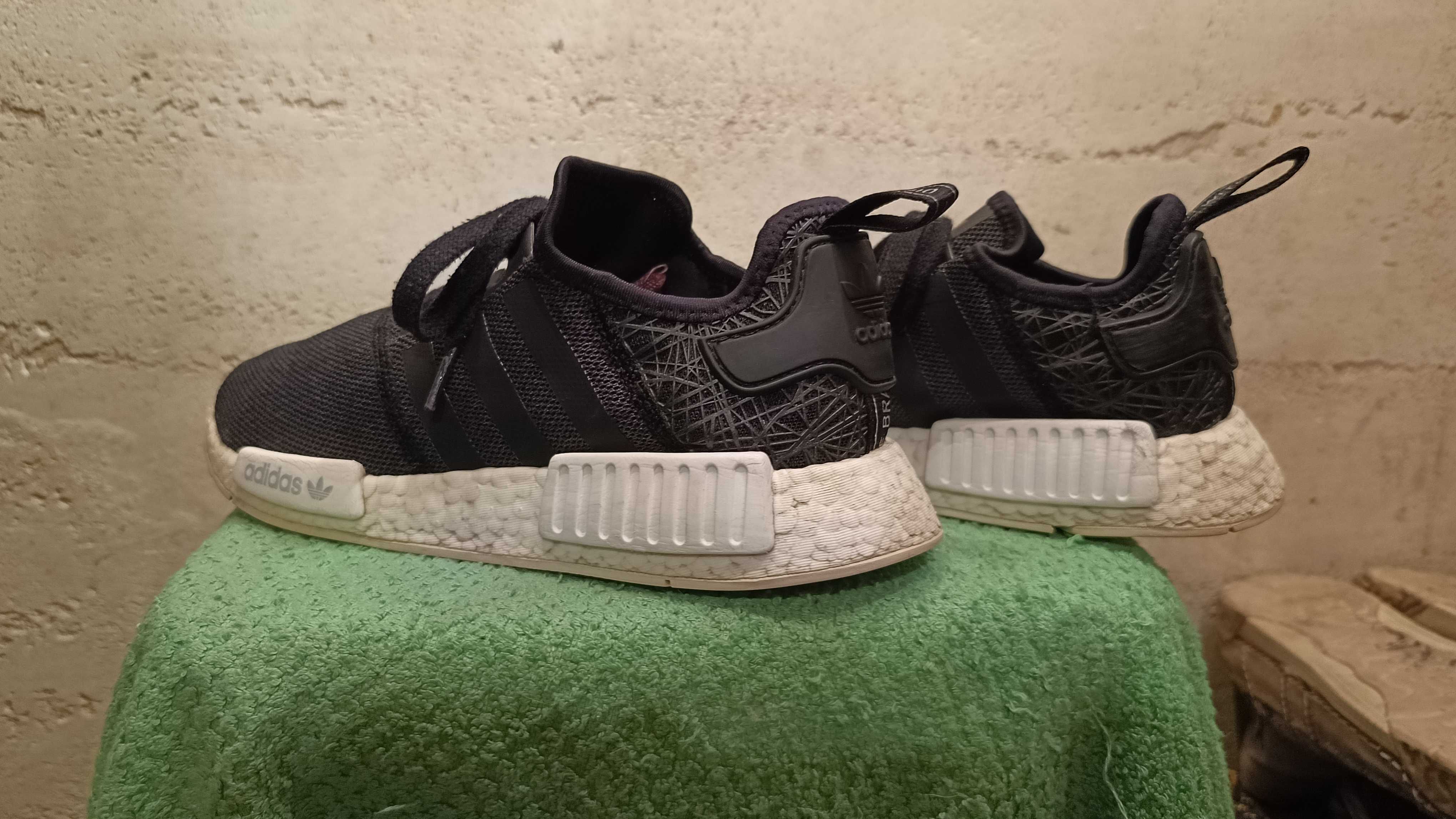 Damskie sneakersy ADIDAS NMD R1 r.41 1/3 stan bardzo dobry