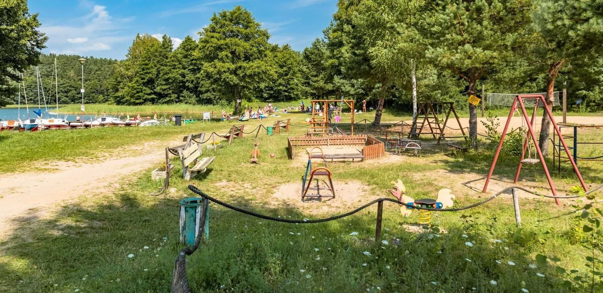 domek letniskowy nad jeziorem Wilkasy Zalesie koło Giżycko