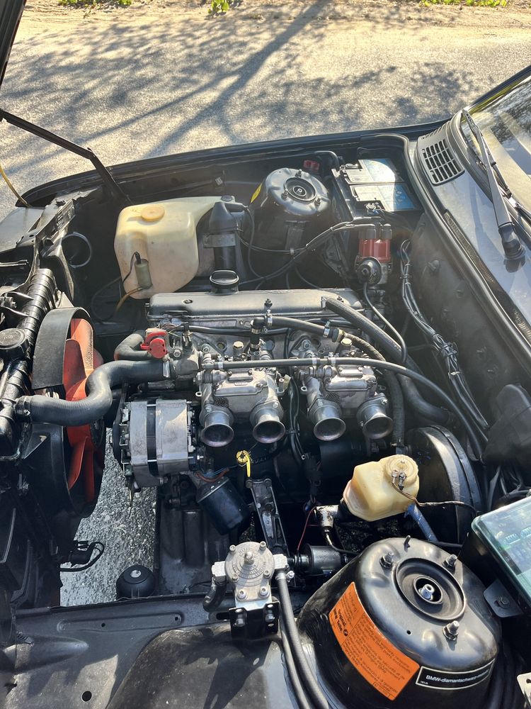 BMW 316 e30 Duplo Carburador