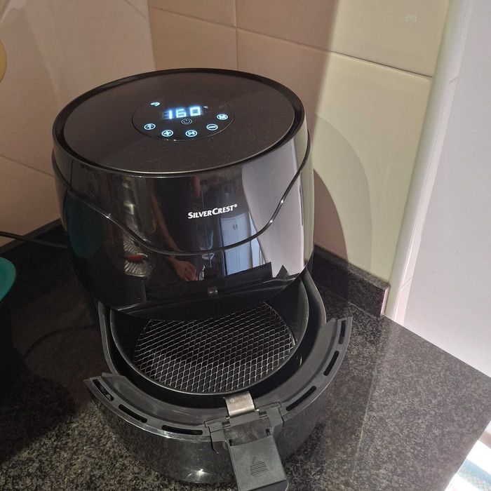 Air Fryer - Silvercrest 2.2L