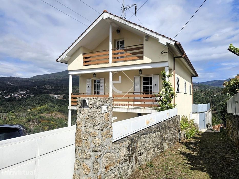 Moradia T5 em Britelo - Ponte da Barca