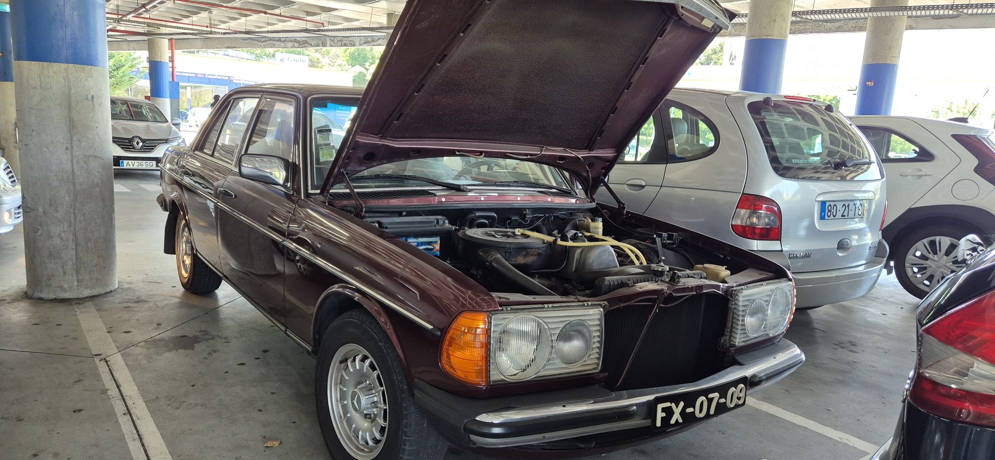 Mercedez-benz 200d CLÁSSICO