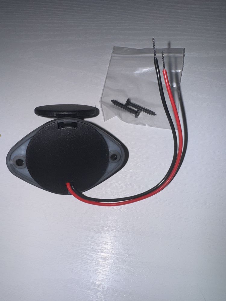 Продам розетку usb 12v на 2 слота новая