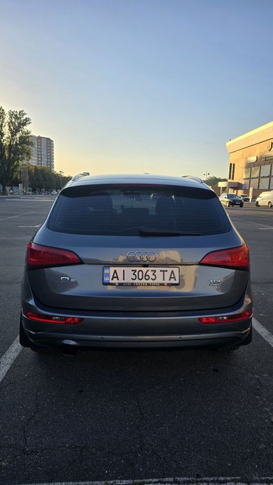 Офіційна Audi Q5