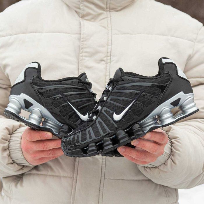 Унисекс черные кроссовки Nike Shox TL чорні кросівки найк шокс тл білі