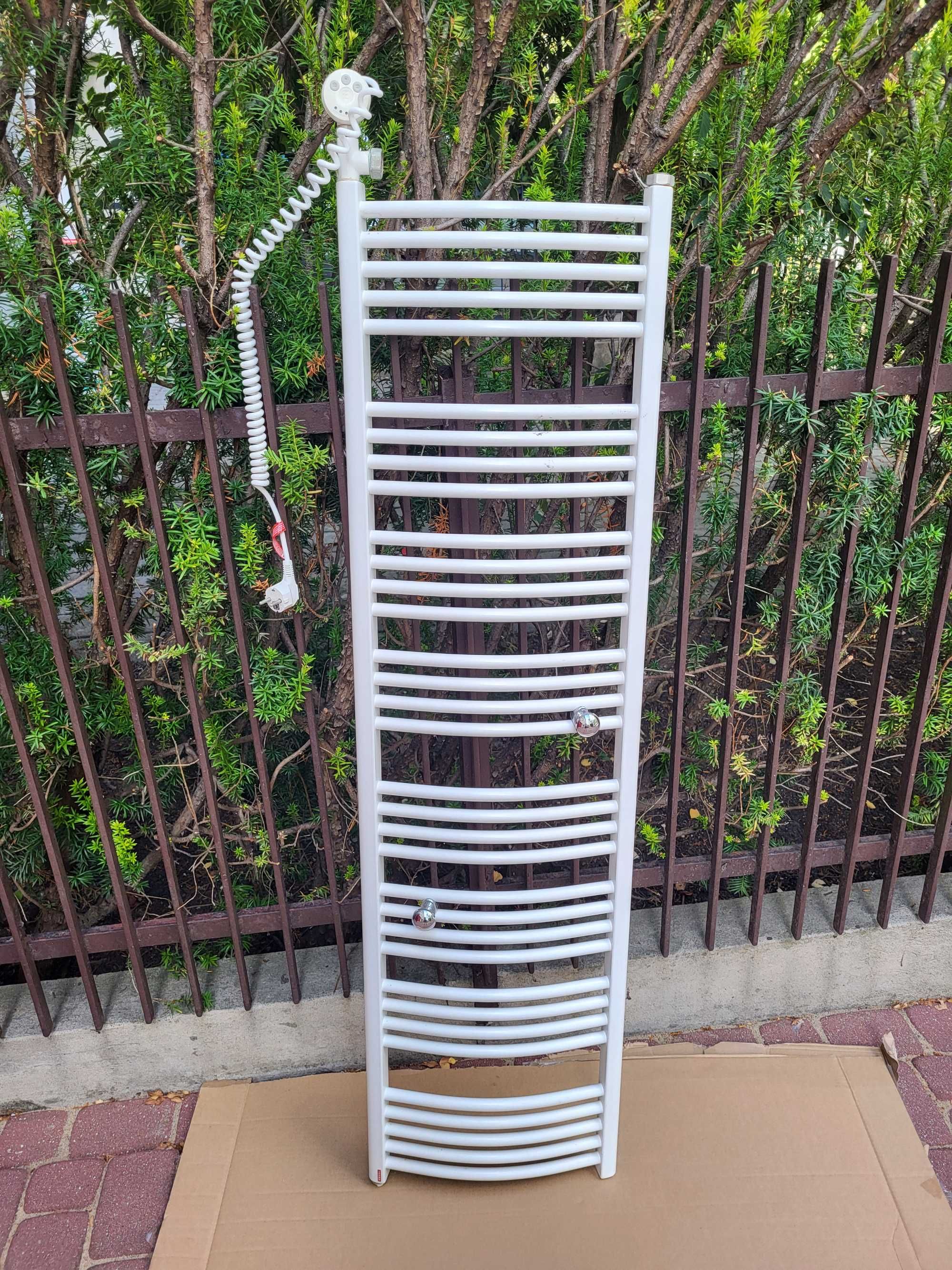 Grzejnik łazienkowy, drabinka, elektryczny - TERMA - 150x40 cm