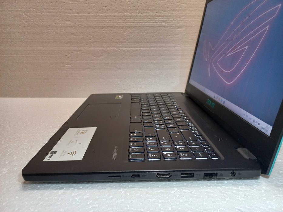 Игровой ASUS ViVoBook X570Z + (RYZEN на 8" ЯДЕР) + КАК НОВЫЙ + GTX!!