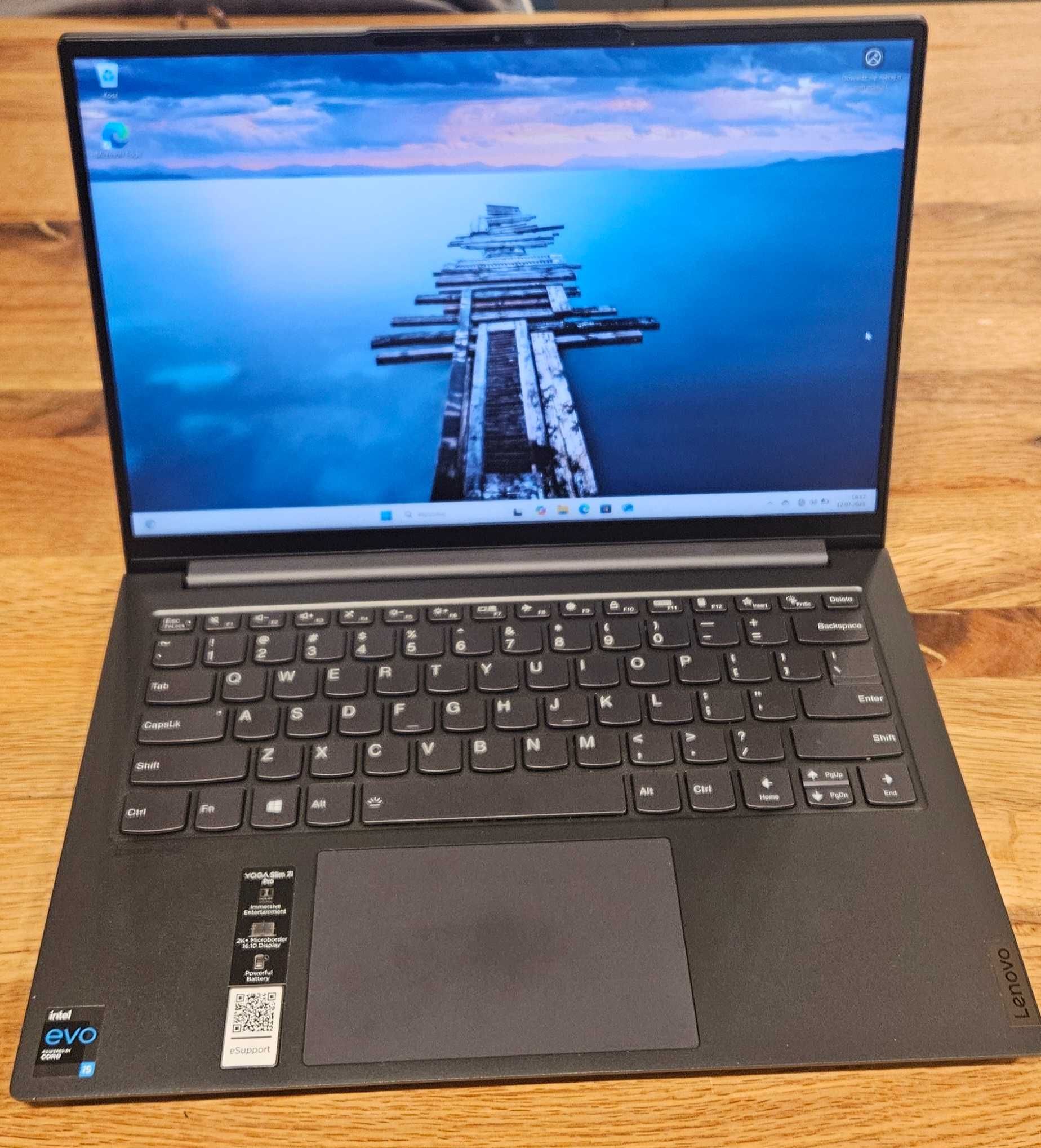 Laptop Lenovo Yoga Slim 7 PRO 14IHU5 1TB SSD, i5 3,1GHz, 16 GB RAM