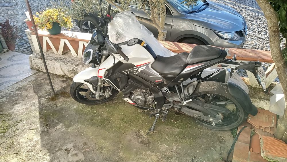 Mota krf 125 com 1100 kms