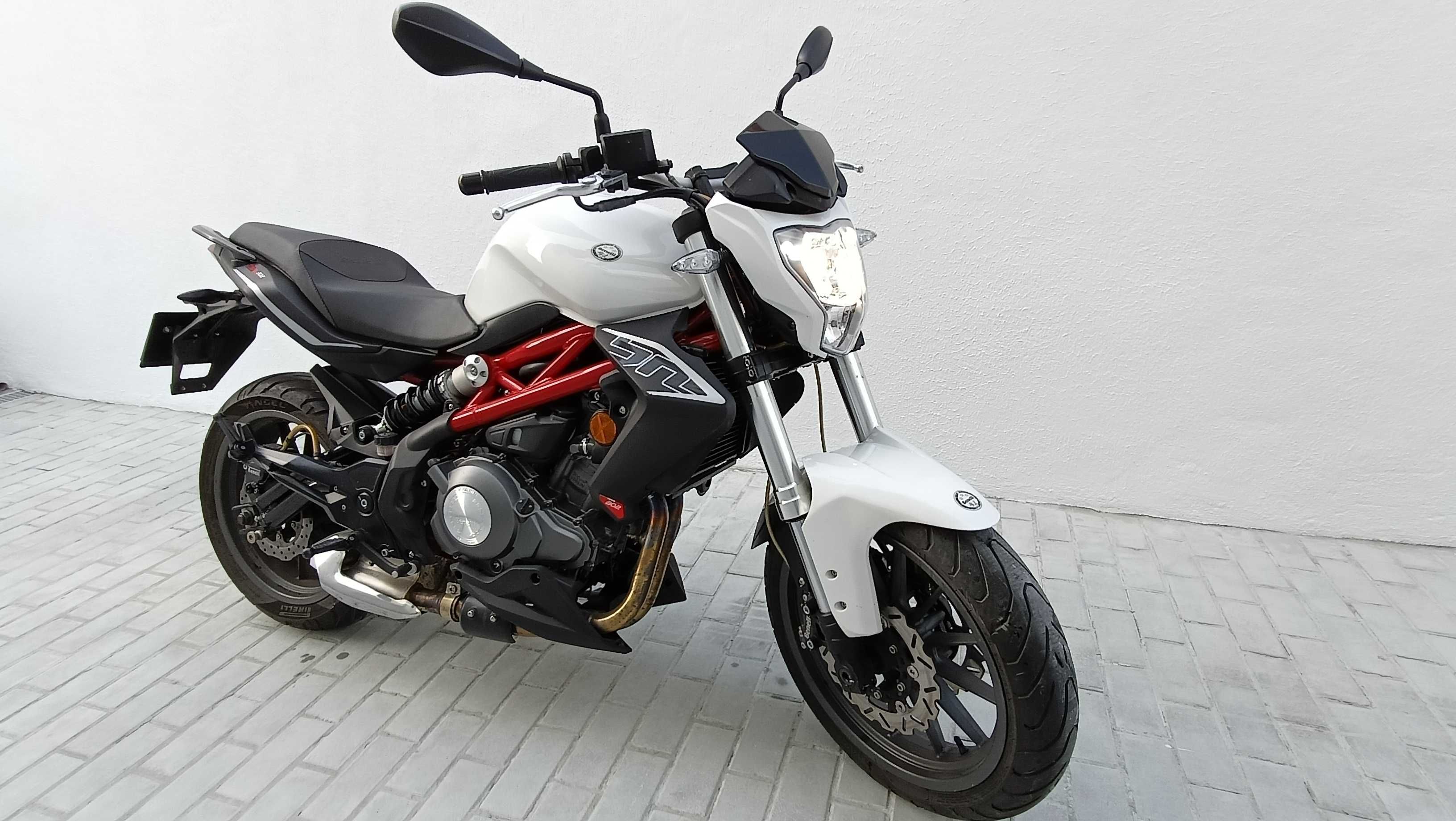 Mota Benelli bn 302